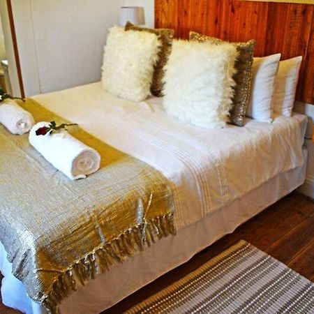 Flowerbox Cottages Mosselbaai Buitenkant foto