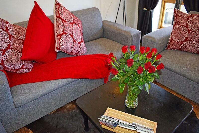 Flowerbox Cottages Mosselbaai Buitenkant foto